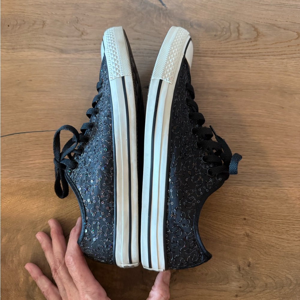 Converse Women's Black Sparkle Sneakers - Size 11 - Picture 4 of 9